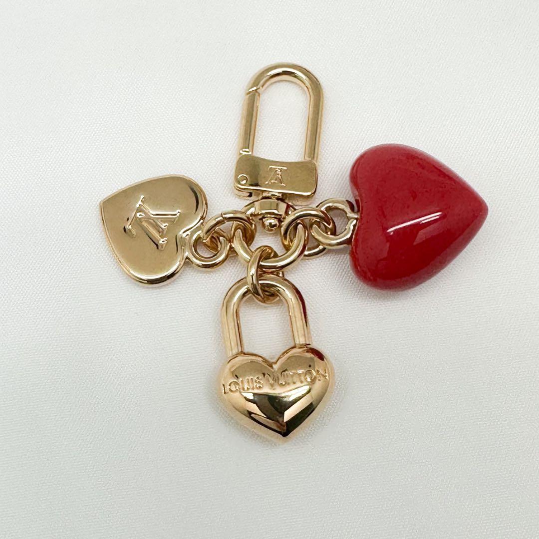 新品ルイヴィトンマイクロチャームＬＶハートM02511レッド ゴールド