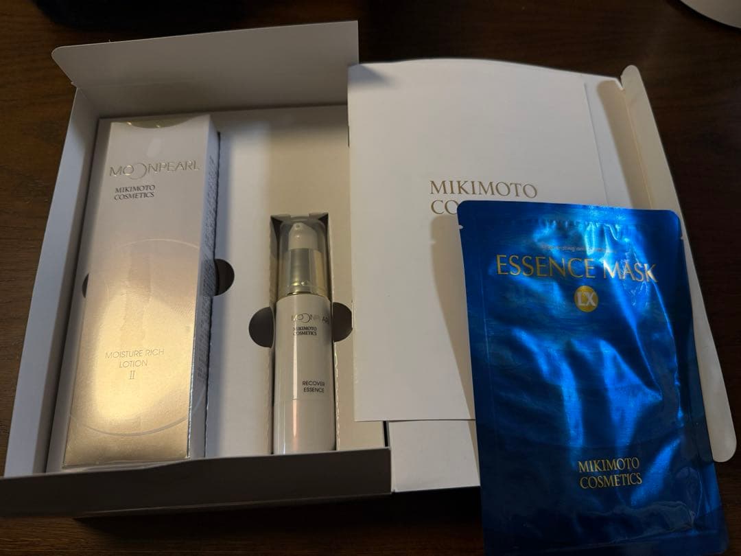 Mikimoto コスメティック　幸せ肌体感キットMOONPEARL