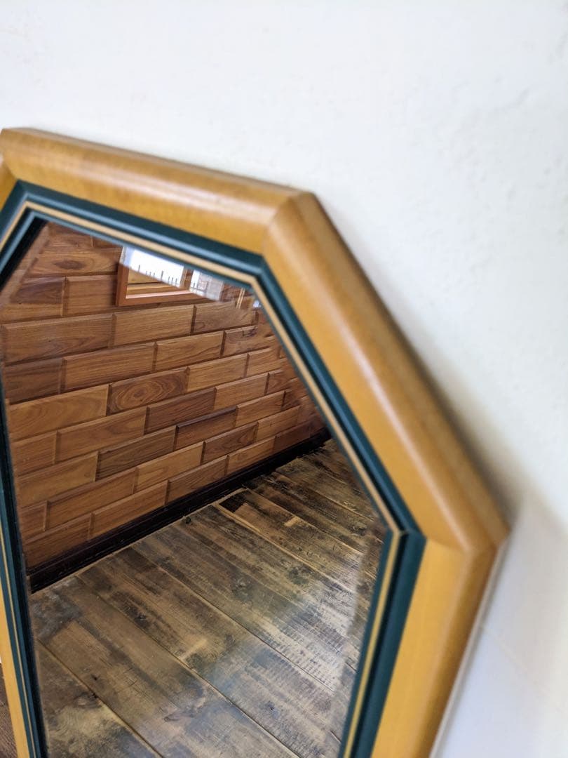 ツートーンのデザイン姿見　八角形　スタンドミラー