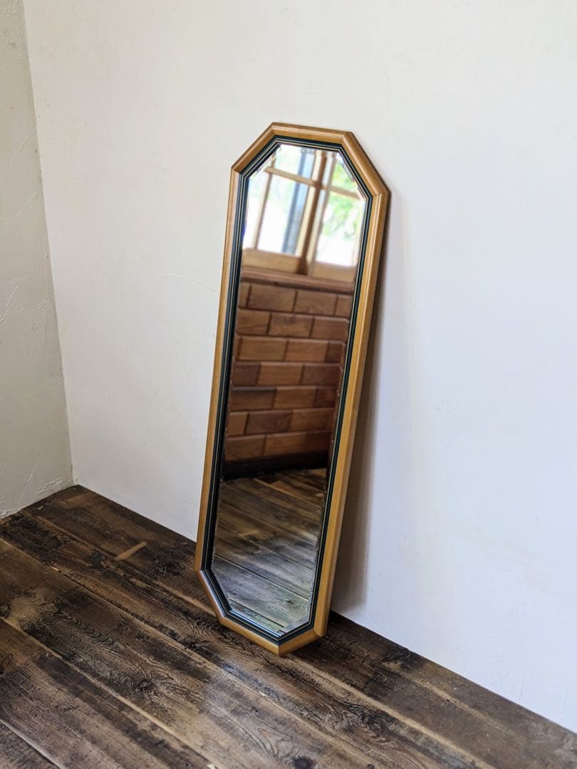 ツートーンのデザイン姿見　八角形　スタンドミラー