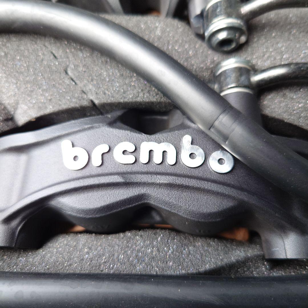 スズキ　新型隼用ブレンボキャリパー2024年式から取り外し