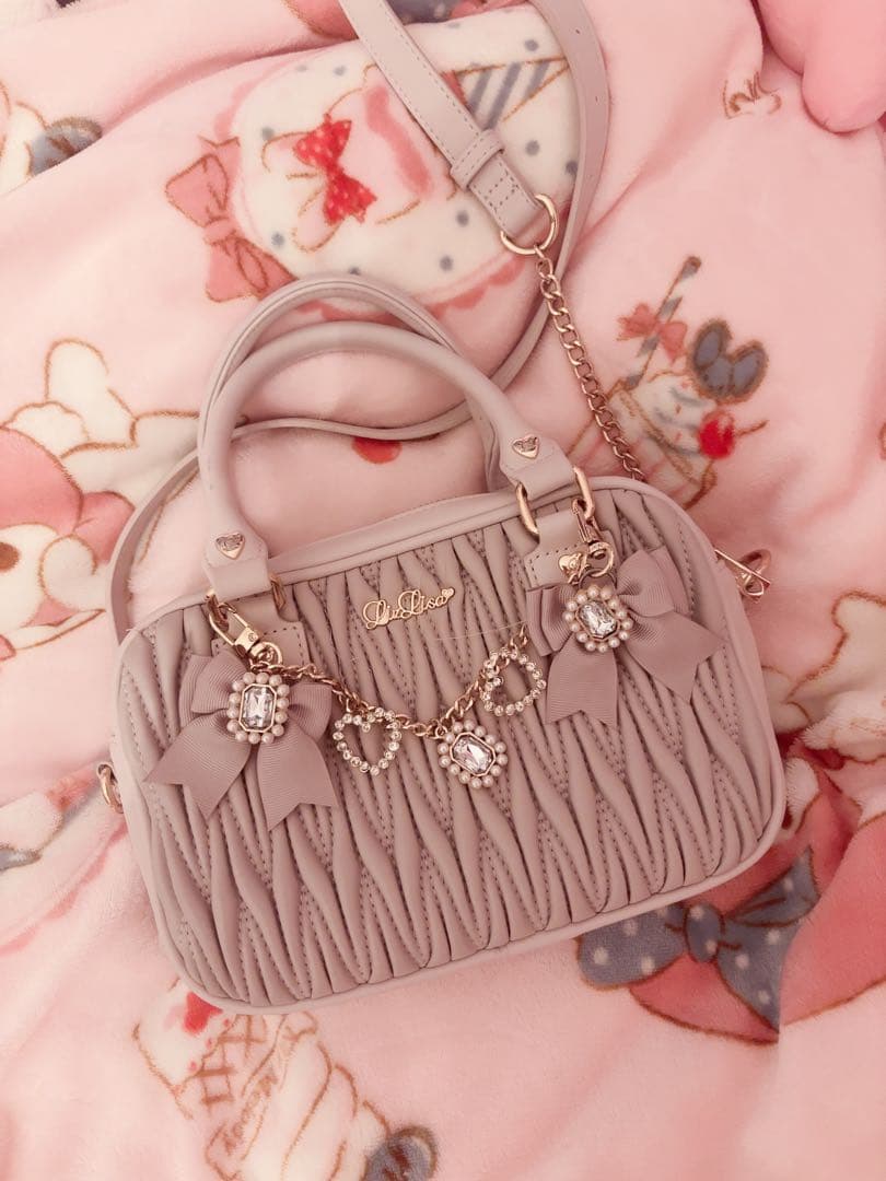 リズリサ LIZLISA キルティングリボンチャームポシェット