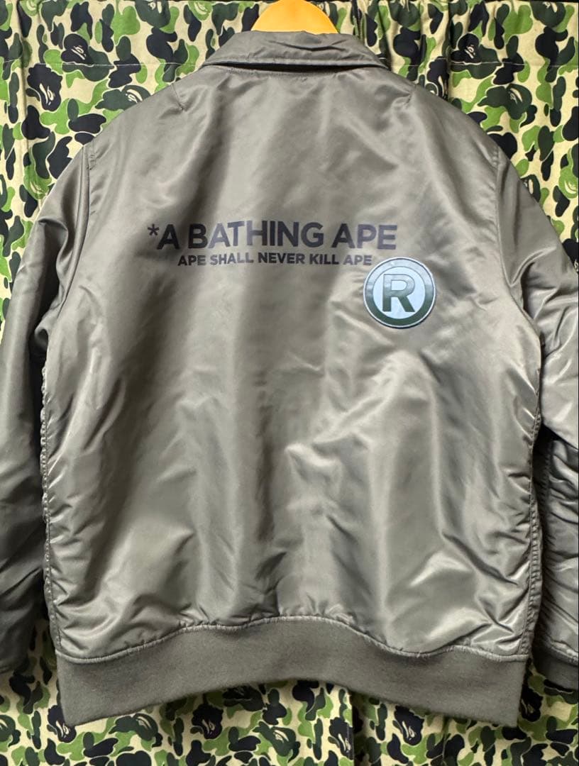 希少 A BATHING APEエイプ　MA-1