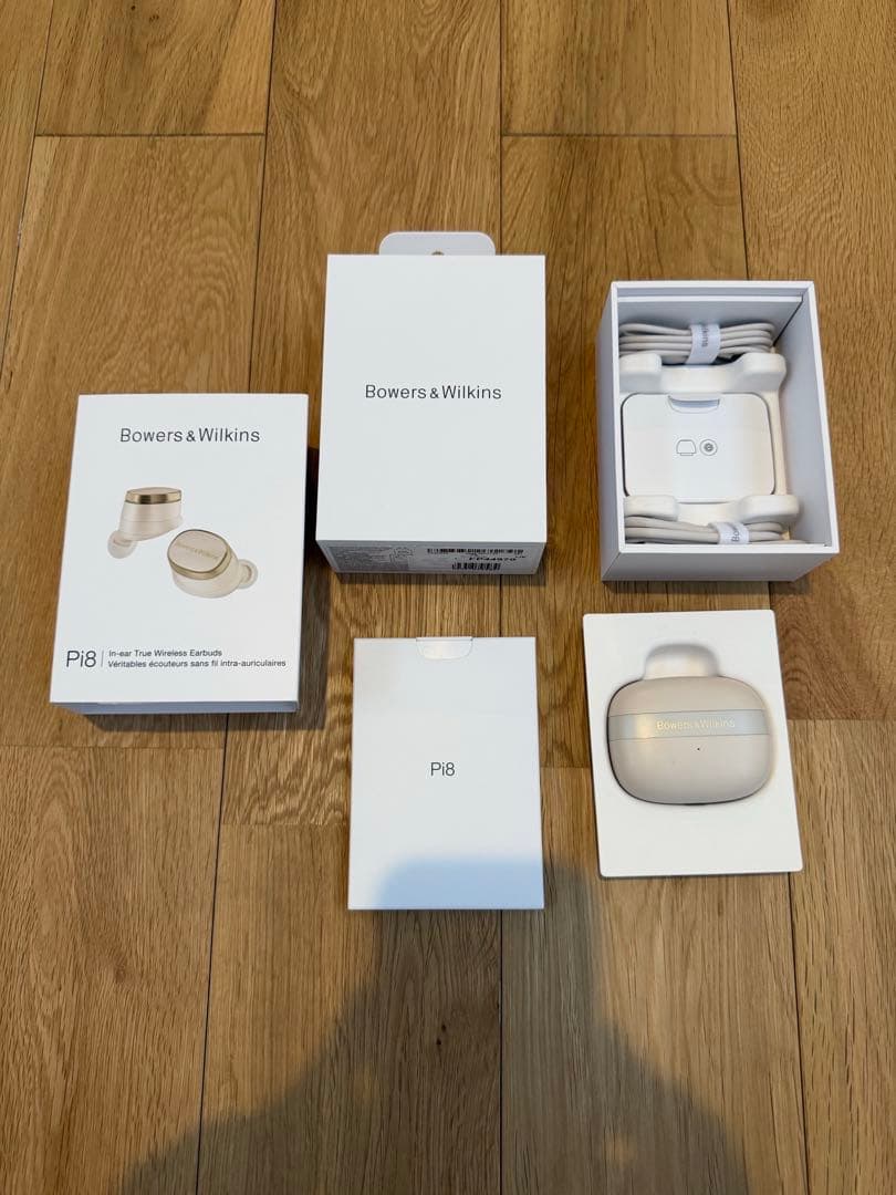 Bowers & Wilkins PI8 ワイヤレスイヤホン