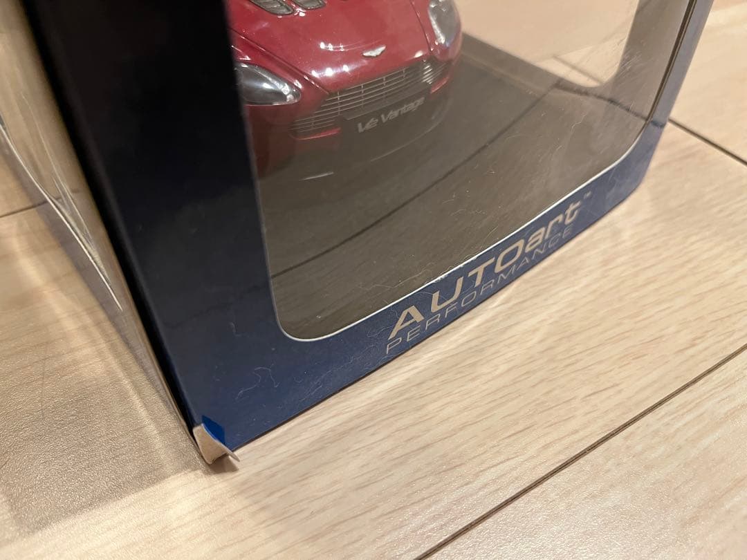 【kuni】AUTOart Aston Martin V12 Vantag