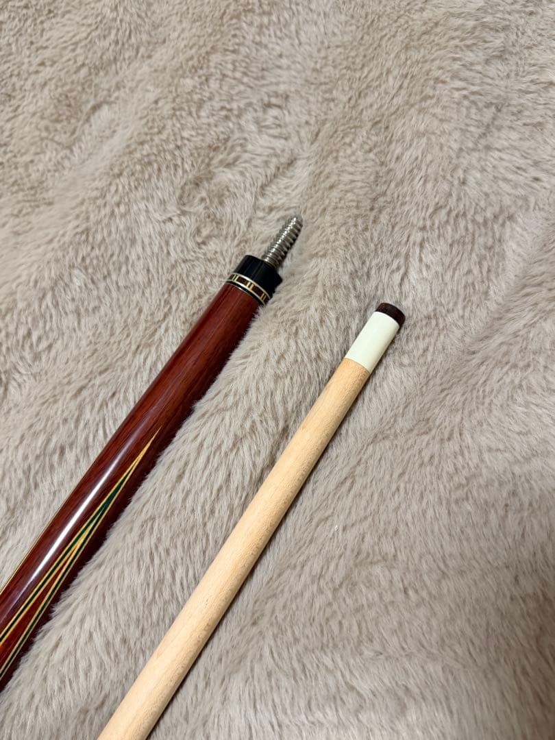 ビリヤードキュー