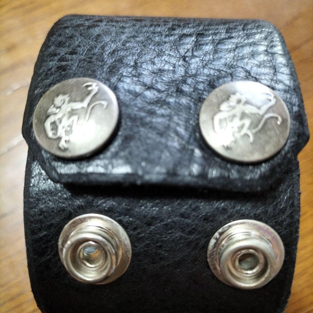 ❢値段交渉可❢聖闘士星矢エンブレム付きレザーバンド腕時計