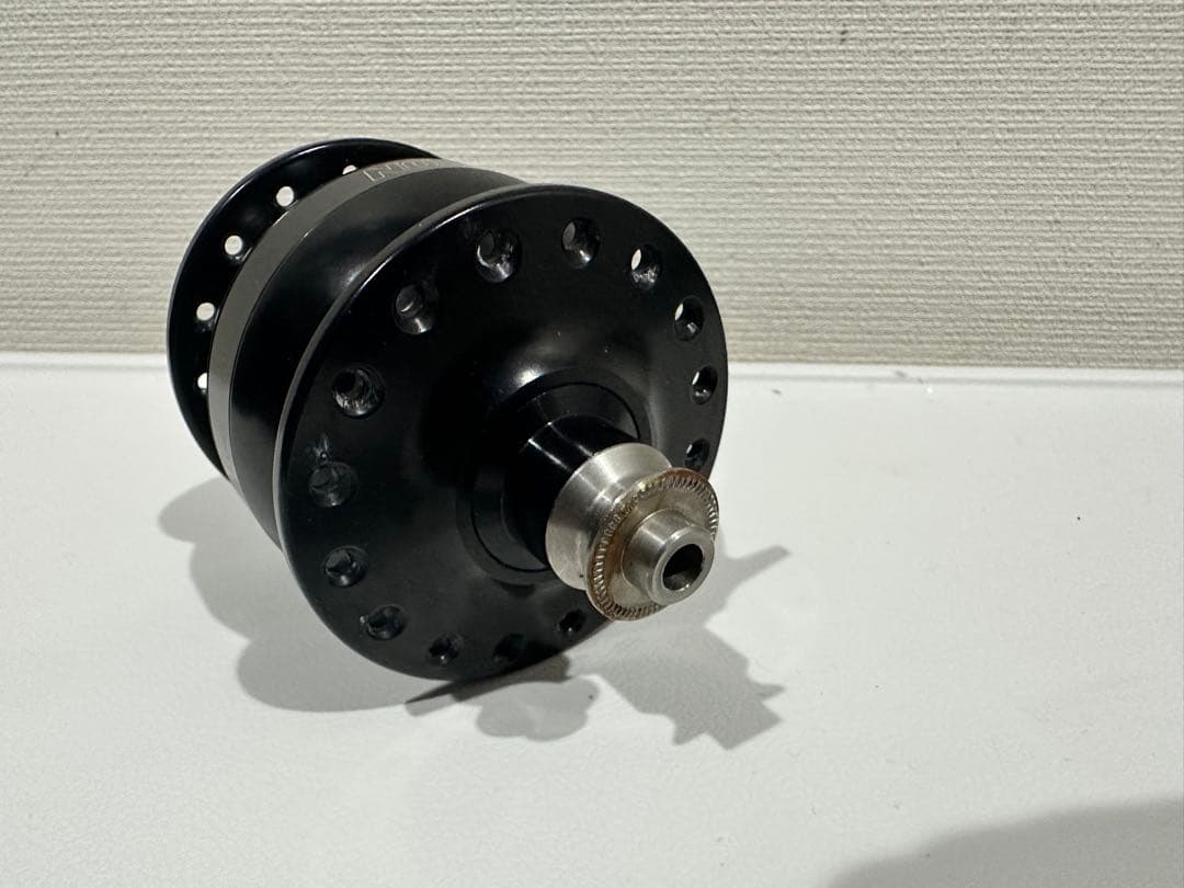 SON NABENDYNAMO SON delux black 32Hクイック