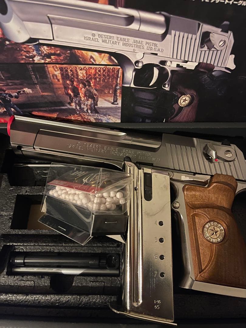 デザートイーグル .50AE ガスガン　バイオハザードレオン