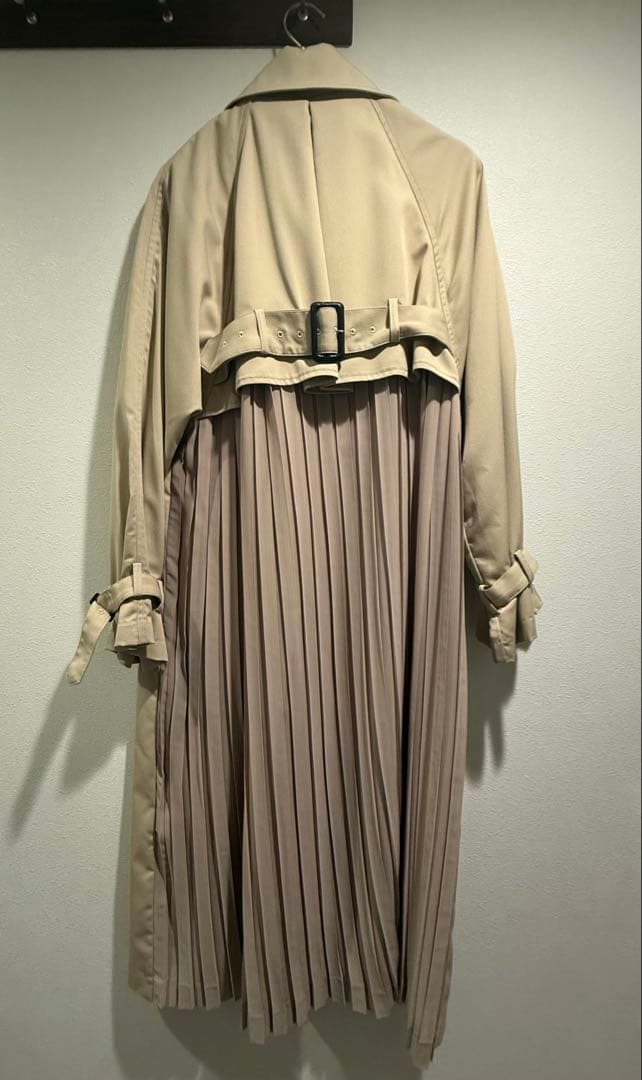 【新品未使用】AMERI VINTAGE バックプリーツトレンチコート ベージュ