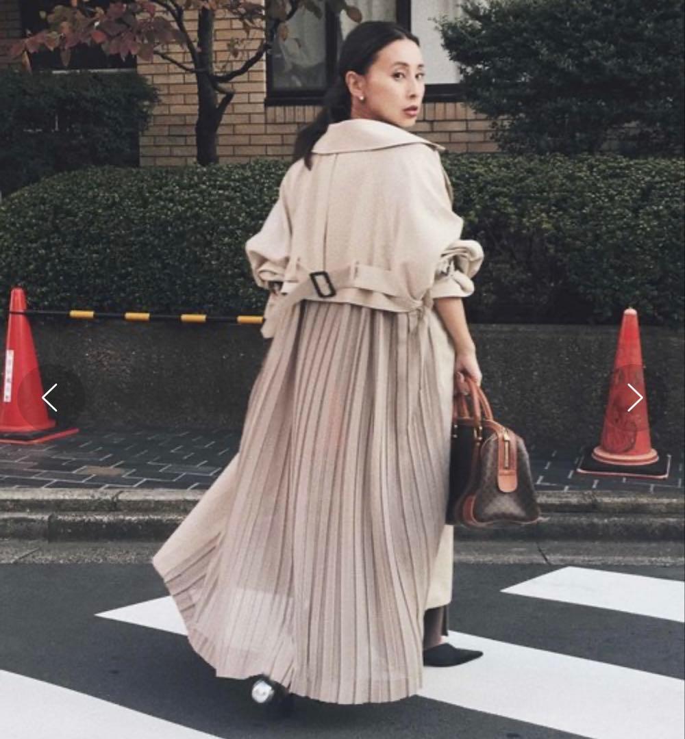 【新品未使用】AMERI VINTAGE バックプリーツトレンチコート ベージュ