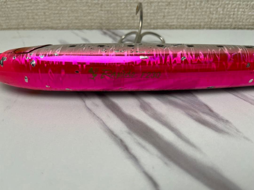 大型ルアー12本　引退品