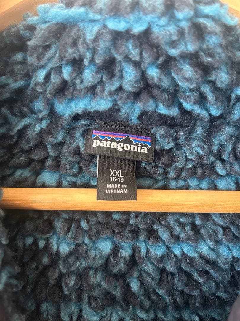パタゴニア　インファーノジャケット　 キッズXXL ネイビー