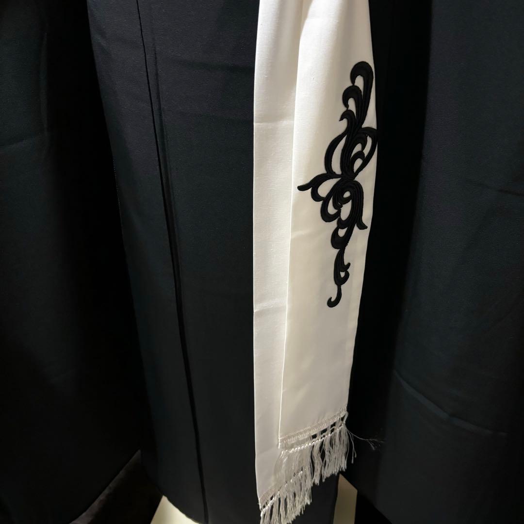 美品　黒地　無地　三つ紋　流行　逸品　振袖　フルセット 振り袖