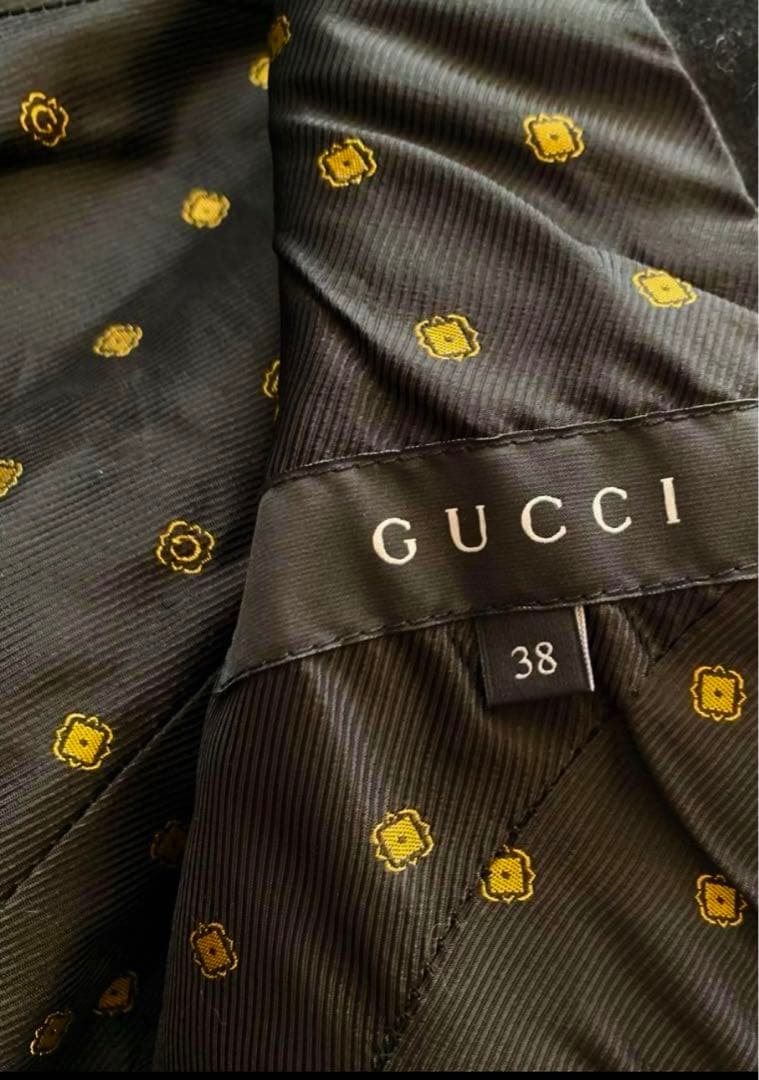 最終値下げ　グッチ ナポレオンジャケット ロゴ 金ボタン 裏地総柄 38
