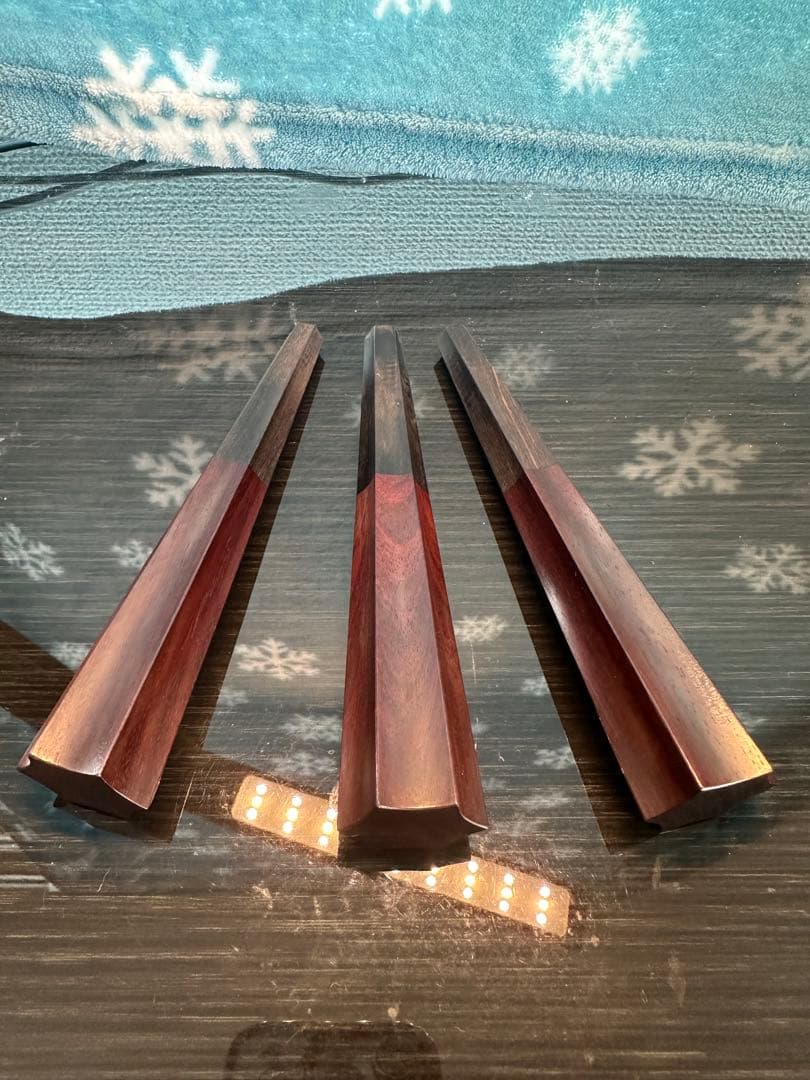 9月末最終日値下げ【新品美品】三味線用　糸巻き 紅木(宇柄、8.5分)未削