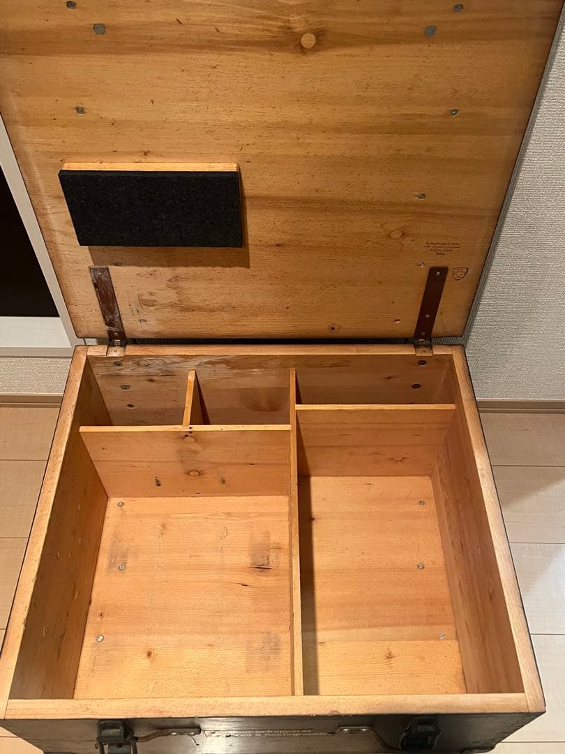 ミリタリーボックス　アウトドア　軍ものスイス軍　60年代60s 実物ミリタリー