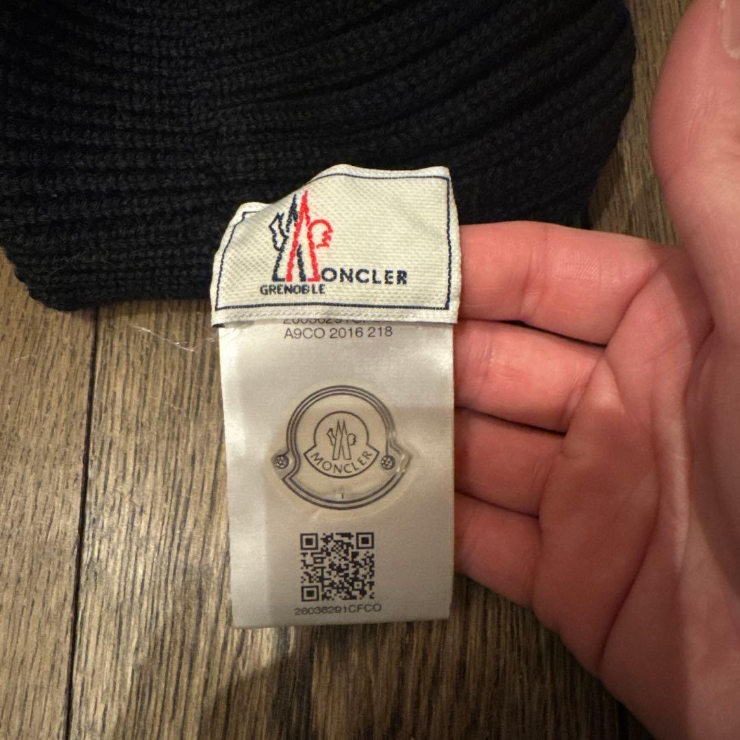 MONCLER BERRETTO 黒 ニット帽