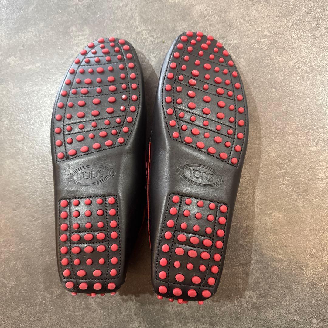 TOD'S x Ferrari ドライビングシューズ