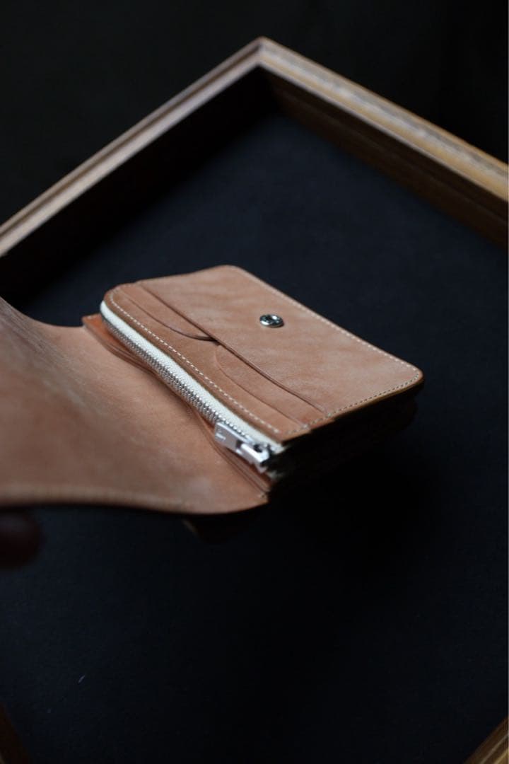 【美品】forme Short Wallet Natural HorseButt