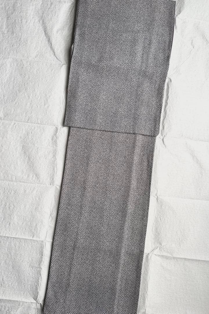 正絹　小紋　染め疋田　黒地