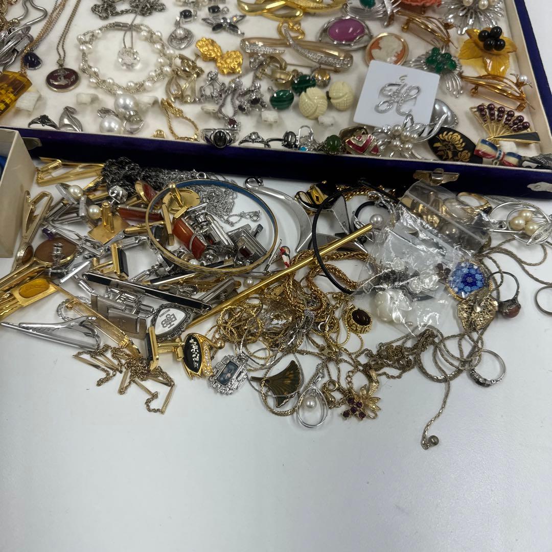 アクセサリー　ネックレス　リング　ブローチ　イヤリング　silver まとめ大量