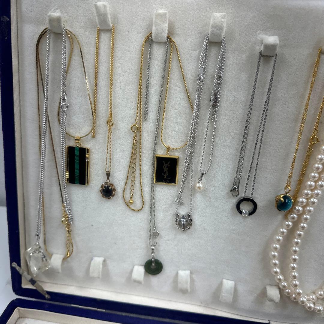 アクセサリー　ネックレス　リング　ブローチ　イヤリング　silver まとめ大量