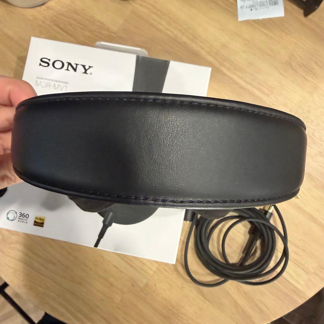 ヘッドホン Sony MDR-MV1