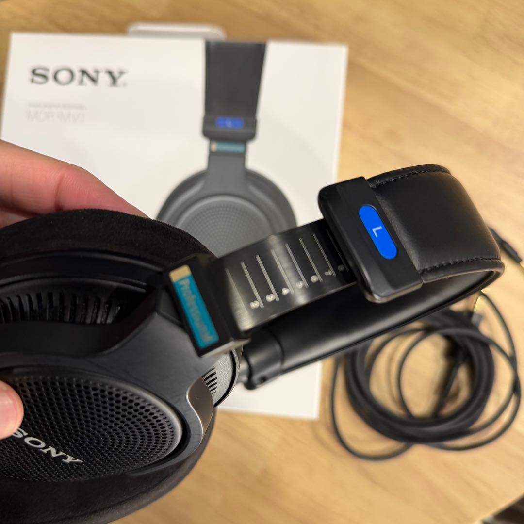 ヘッドホン Sony MDR-MV1