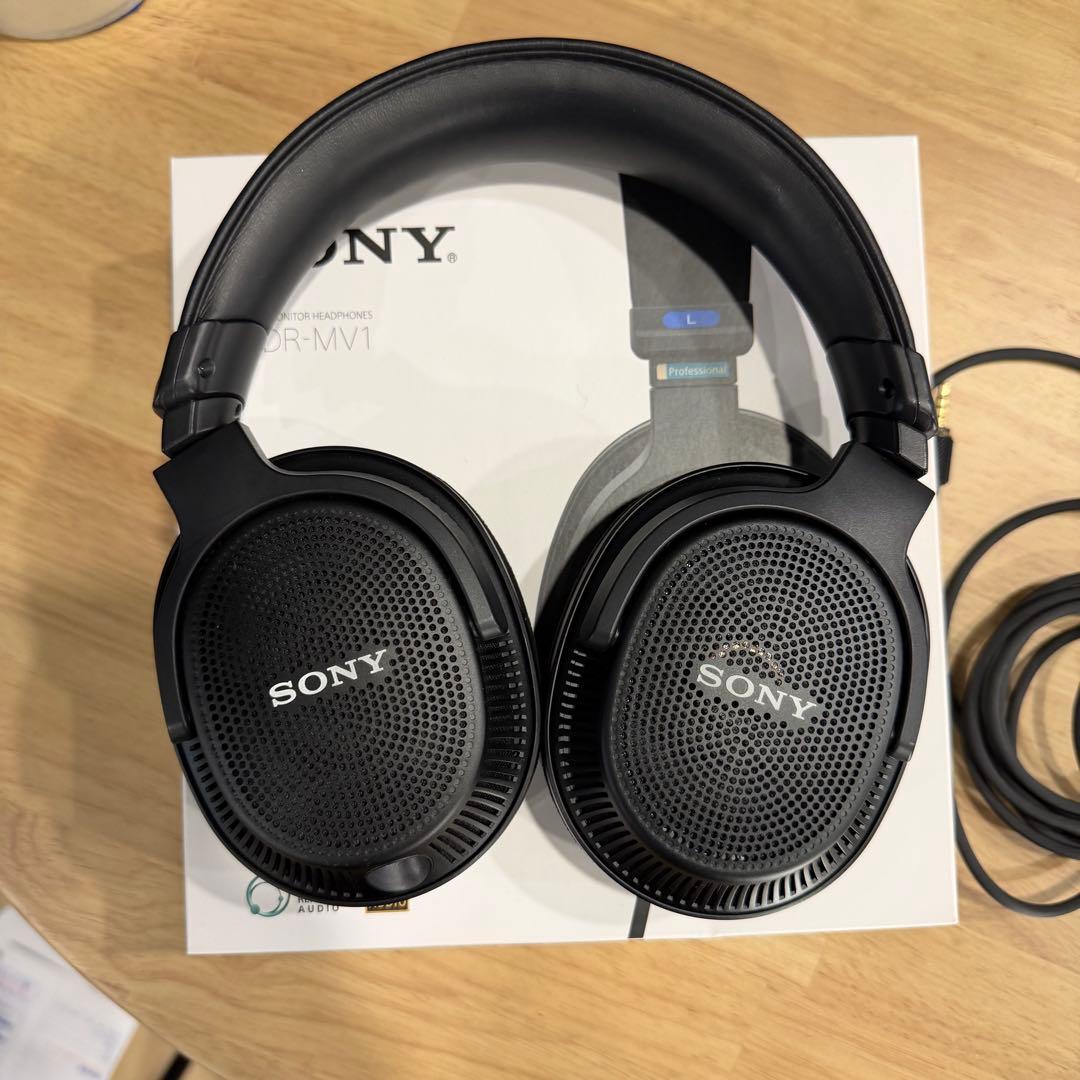 ヘッドホン Sony MDR-MV1