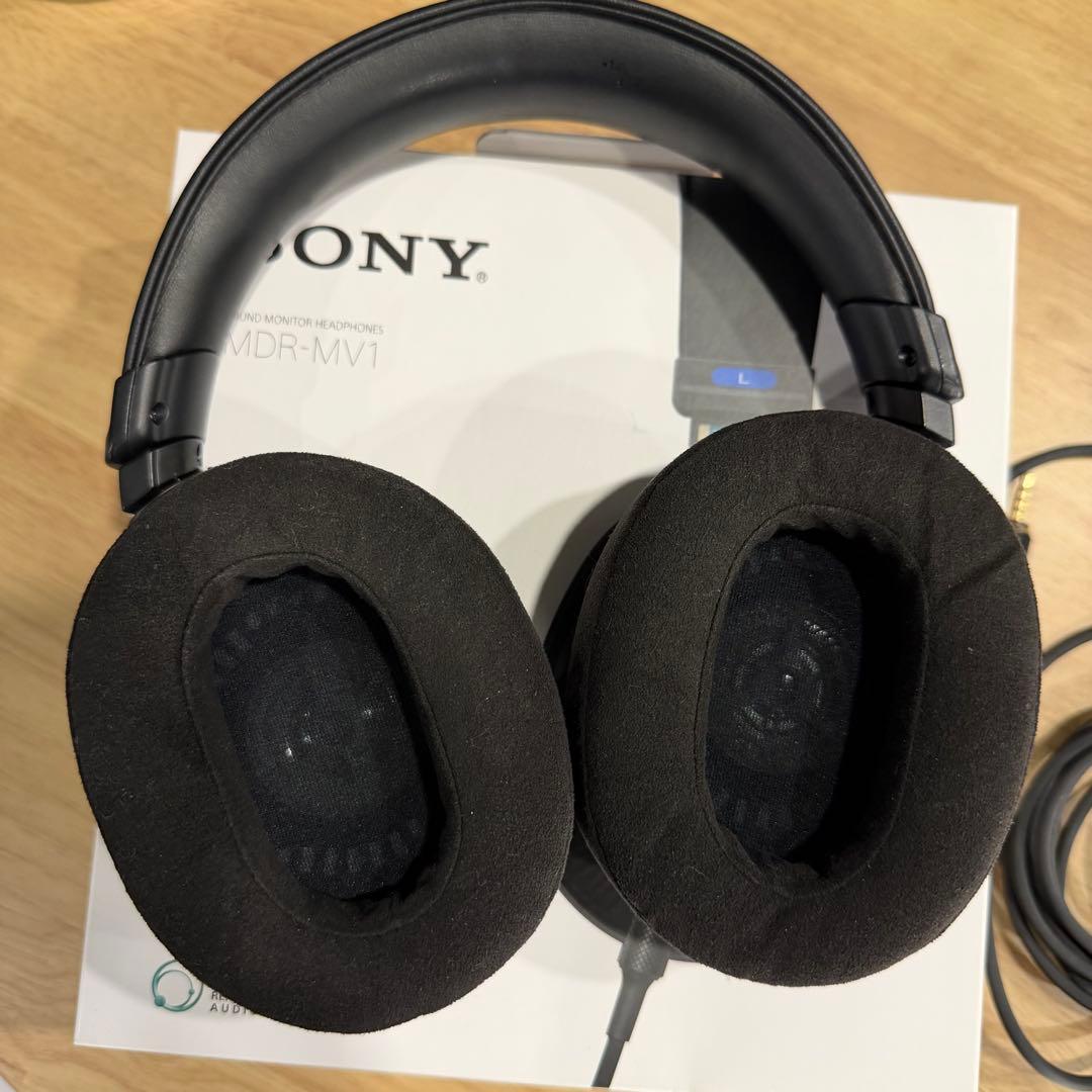 ヘッドホン Sony MDR-MV1