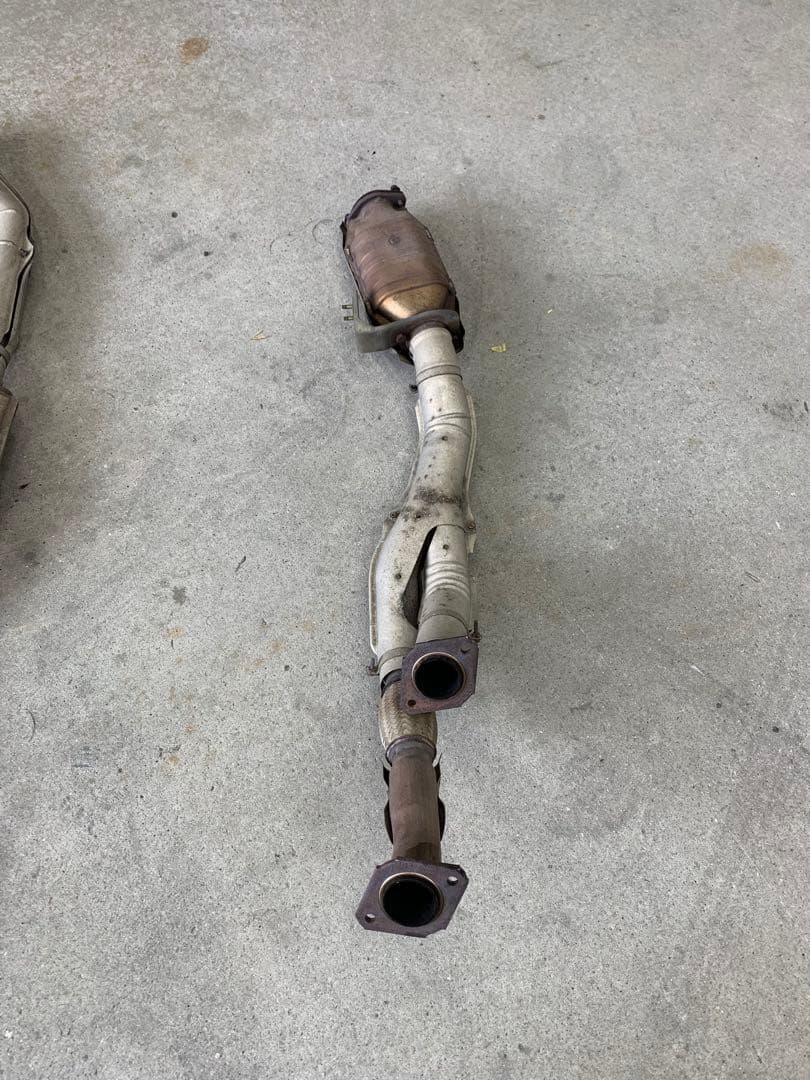 専用※引き取り可能な方のみ【中古】スカイライン GT-R34 純正マフラー