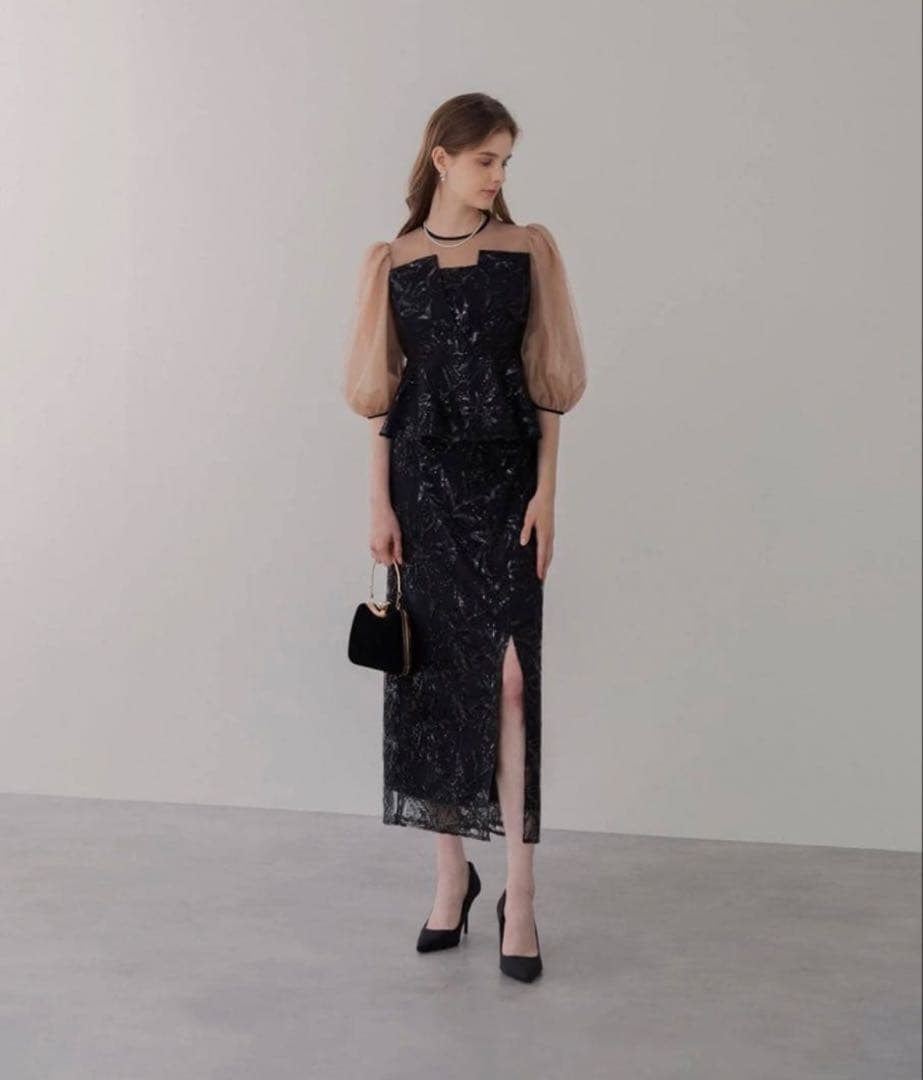 leja シアーパフスリーブぺプラムスパンコール ドレス セットアップ