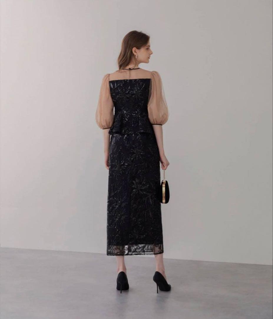 leja シアーパフスリーブぺプラムスパンコール ドレス セットアップ