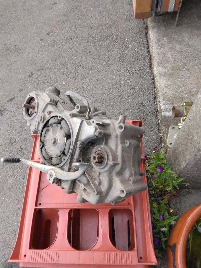 ホンダ90ccバイク用エンジン 空冷タイプ 使用感あり