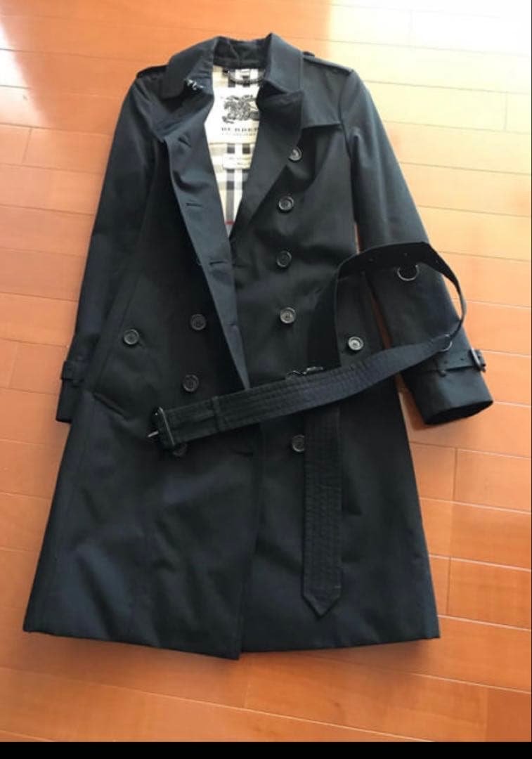 バーバリートレンチコート　黒