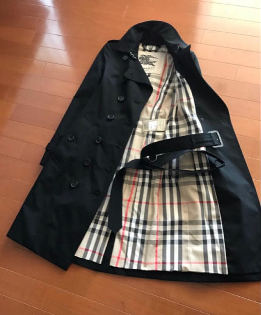 バーバリートレンチコート　黒