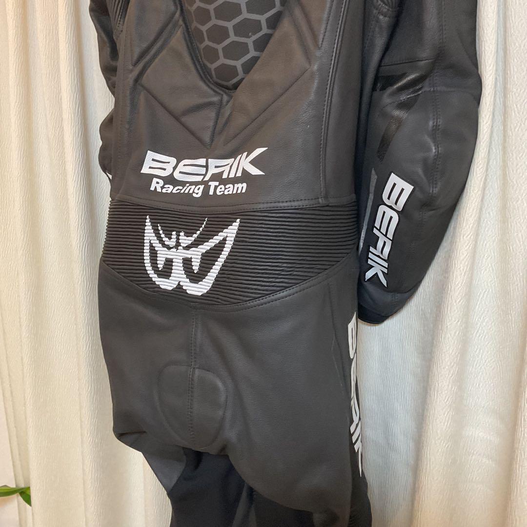 【未使用】MFJ公認 BERIK ベリック レーシングスーツ 50サイズ