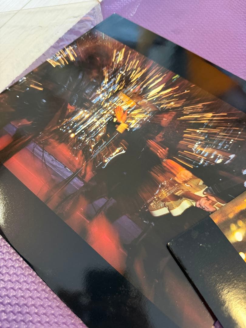 洋楽 Primal Scream Give / Out But Don't Give