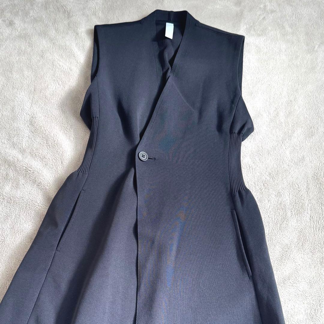 完売 CFCL MILAN COLLARLESS LONG VEST ブラック