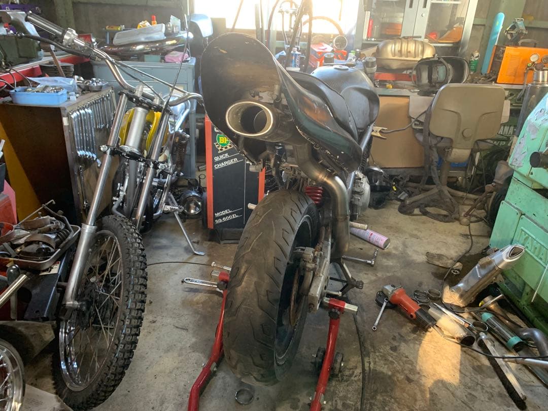 バリオス　Z2テール　フェンダーレスキット