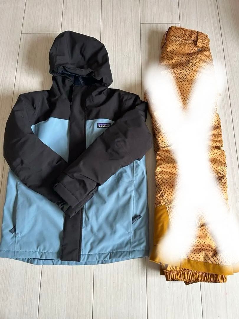 専用　パタゴニア 子ども用スキーウェア ボードウェア　上のみSサイズ
