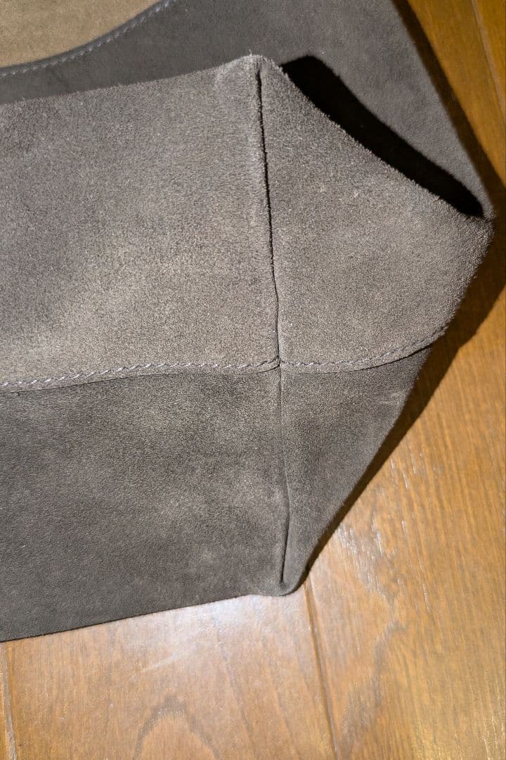 Miu Miu スエード トートバッグ