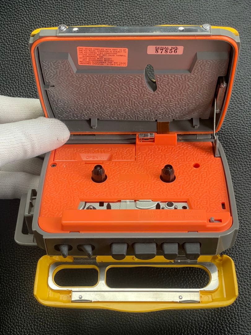 SONY sports ソニースポーツ カセットウォークマン WM-FS495