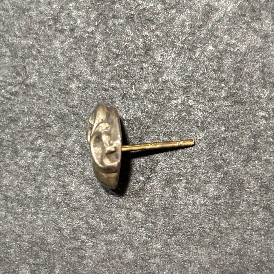 CHROME HEARTS ハートピアス　STUD HEART クロムハーツ
