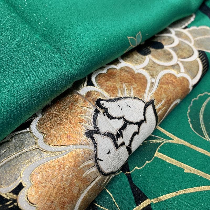 509z43.509y16.小物.半衿☆振袖 金通し 小柄な方にも モダン☆美品