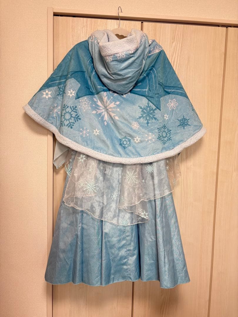 R*6様 ビビディバビディブティック　旧エルサドレス&ケープセット