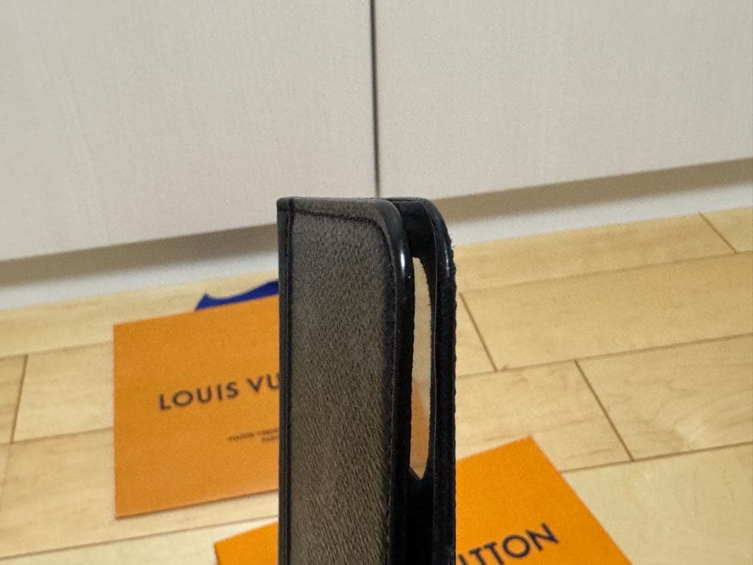 LOUIS VUITTON iPhoneケース