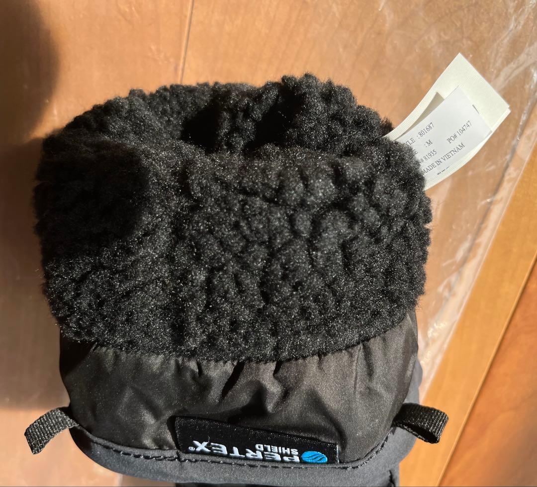 新品  Pursuit グローブ Mサイズ