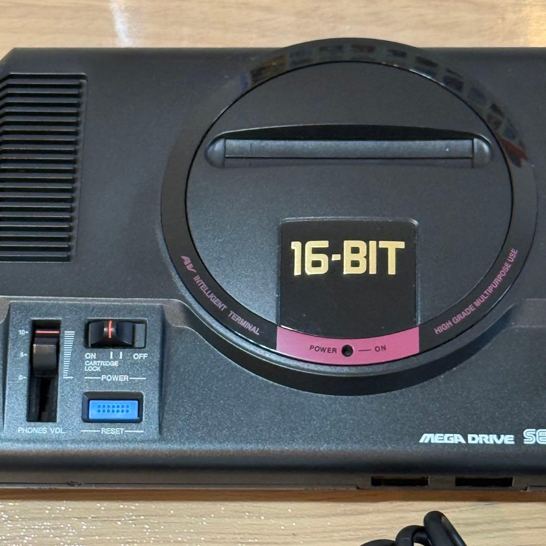 7-100 メガドライブミニW 本体 箱付き